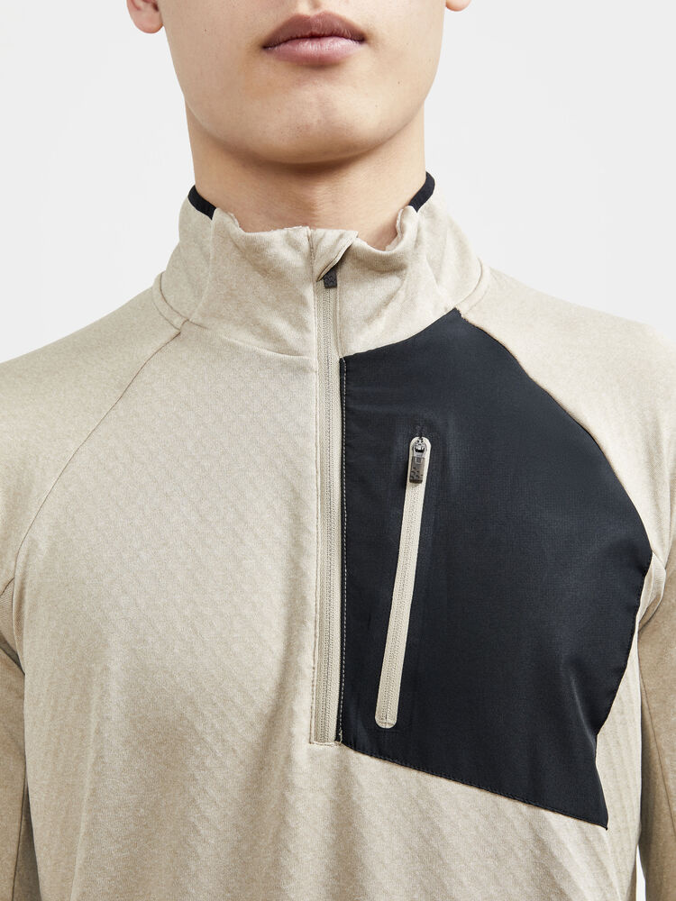 1909500-695200_CORE20Trim20Thermal20midlayer20M_Closeup4