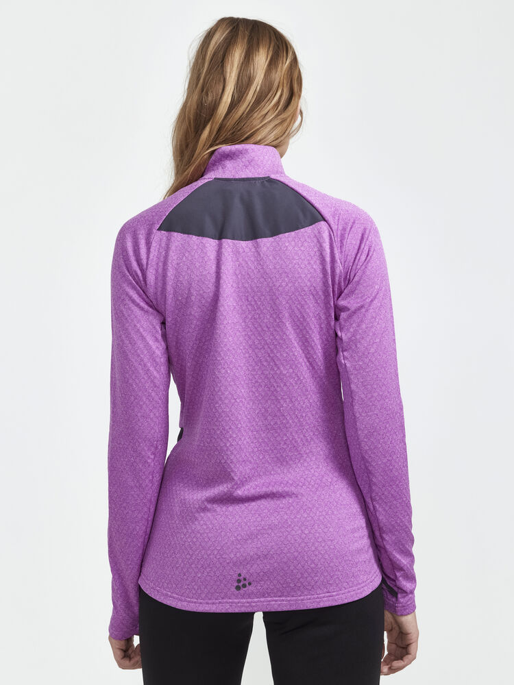 1909501-781200_CORE20Trim20Thermal20midlayer20W_Closeup2