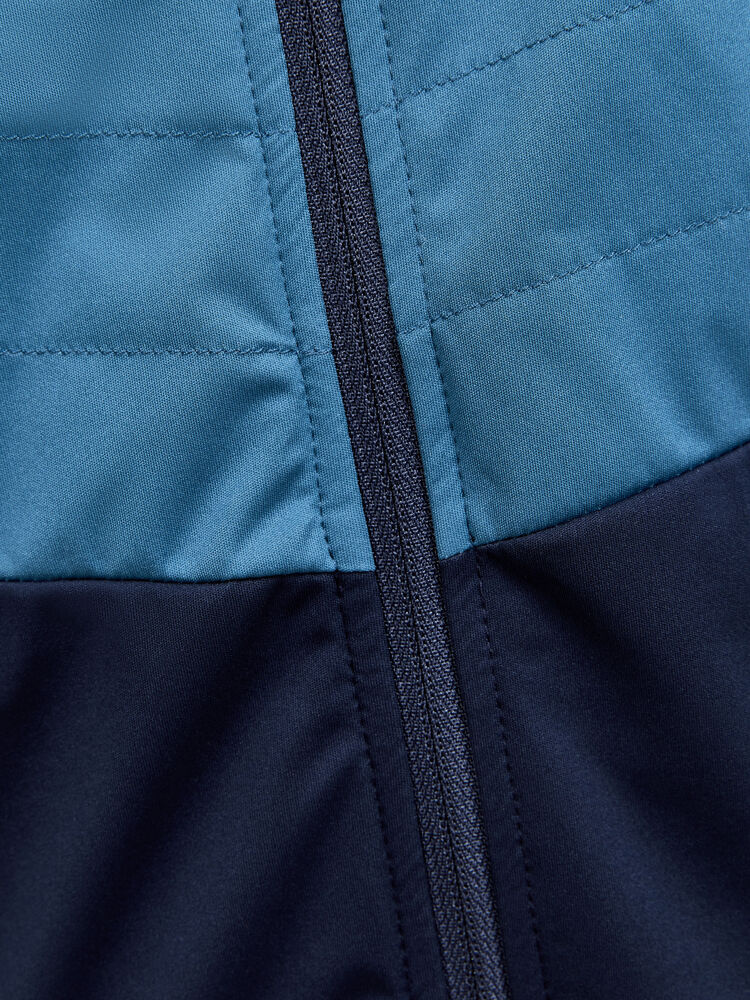 1909581-396676_ADV20Storm20Jacket20M_Closeup4