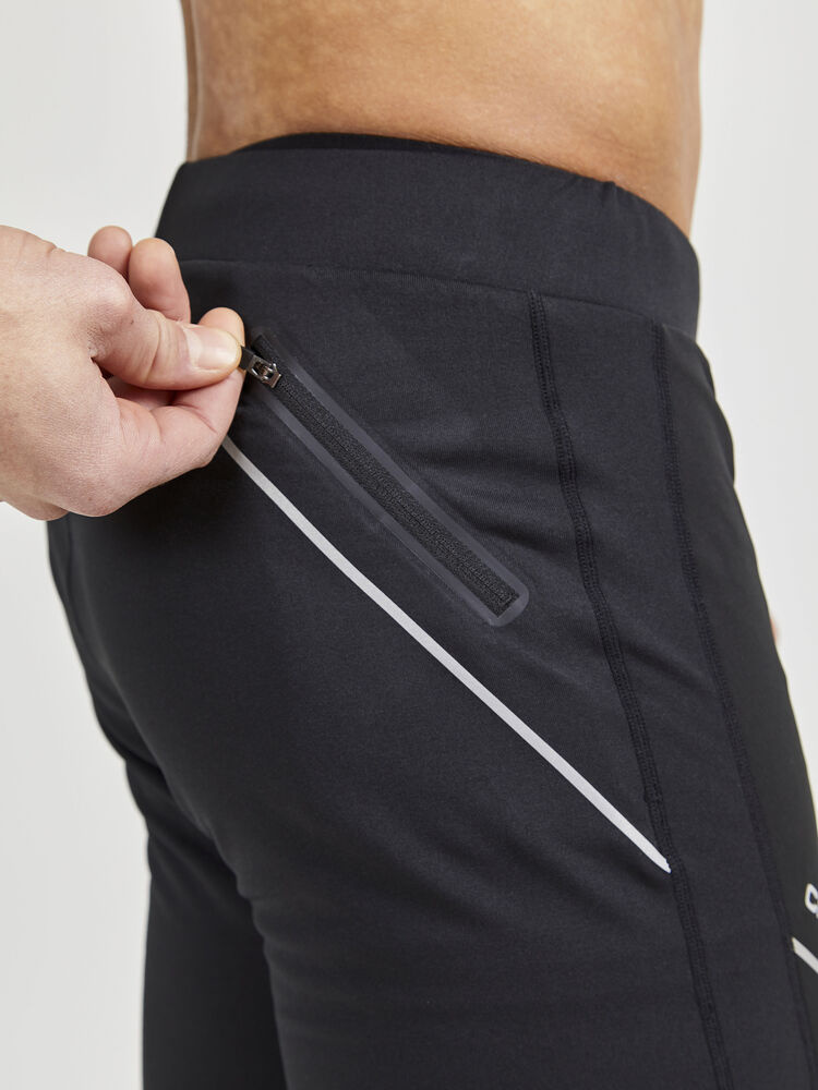 1909606-999000_ADV20Essence20Wind20Pants_Closeup3