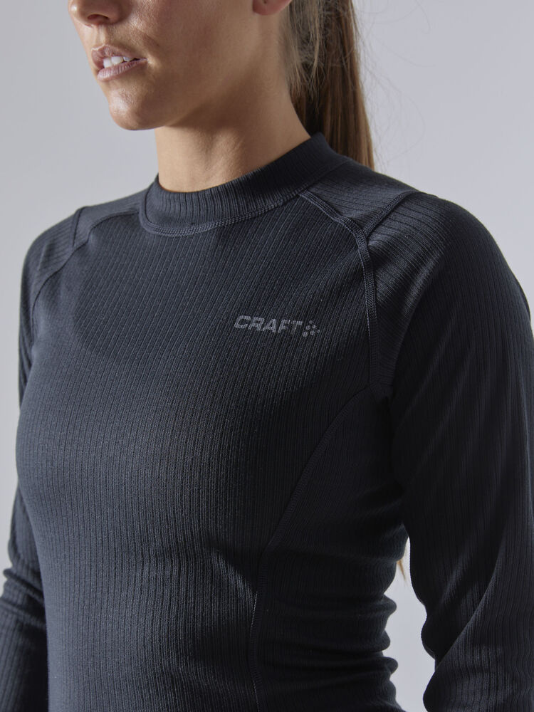 1909706-999000_CORE20Dry20Baselayer20Set_Closeup3