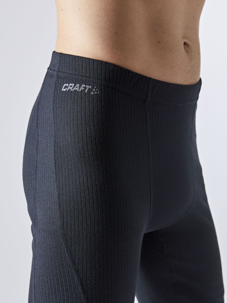 1909707-999000_CORE20Dry20Baselayer20Set_Closeup7
