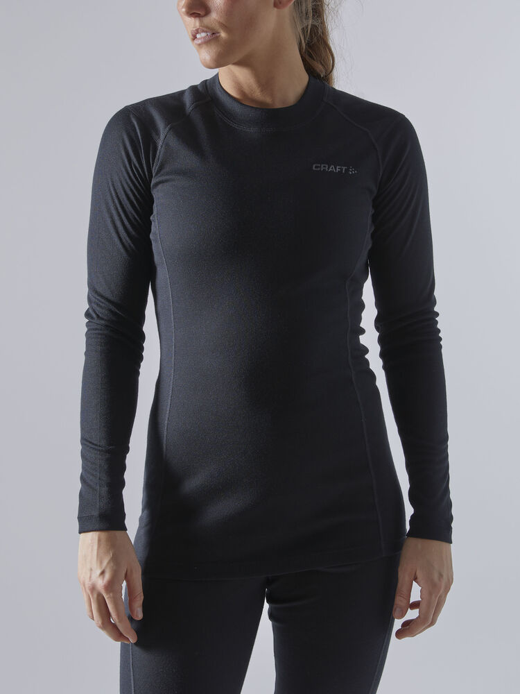 1909708-999000_CORE20Warm20Baselayer20Set_Closeup1