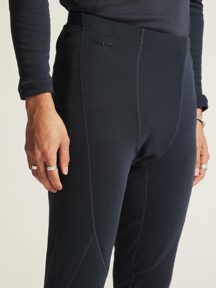 1909709-375395_CORE20Warm20Baselayer20Set20M_closeup6