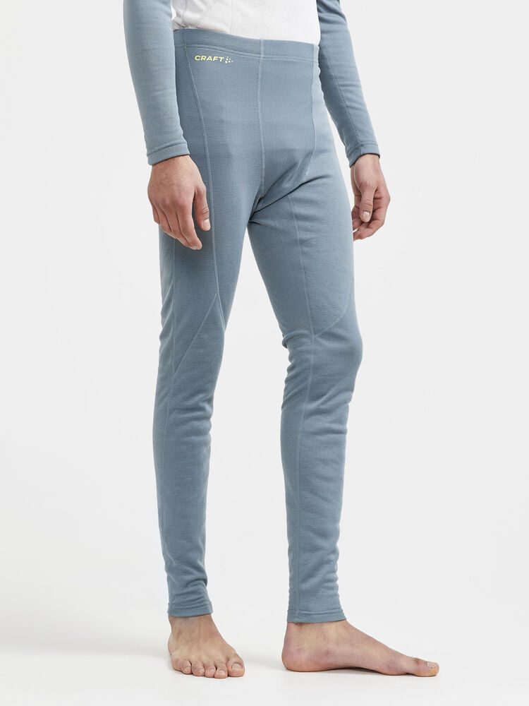 1909709-613914_CORE20Warm20Baselayer20Set20M_Closeup5