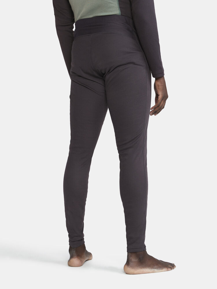 1909709-992626_CORE20Warm20Baselayer20Set20M_Closeup5