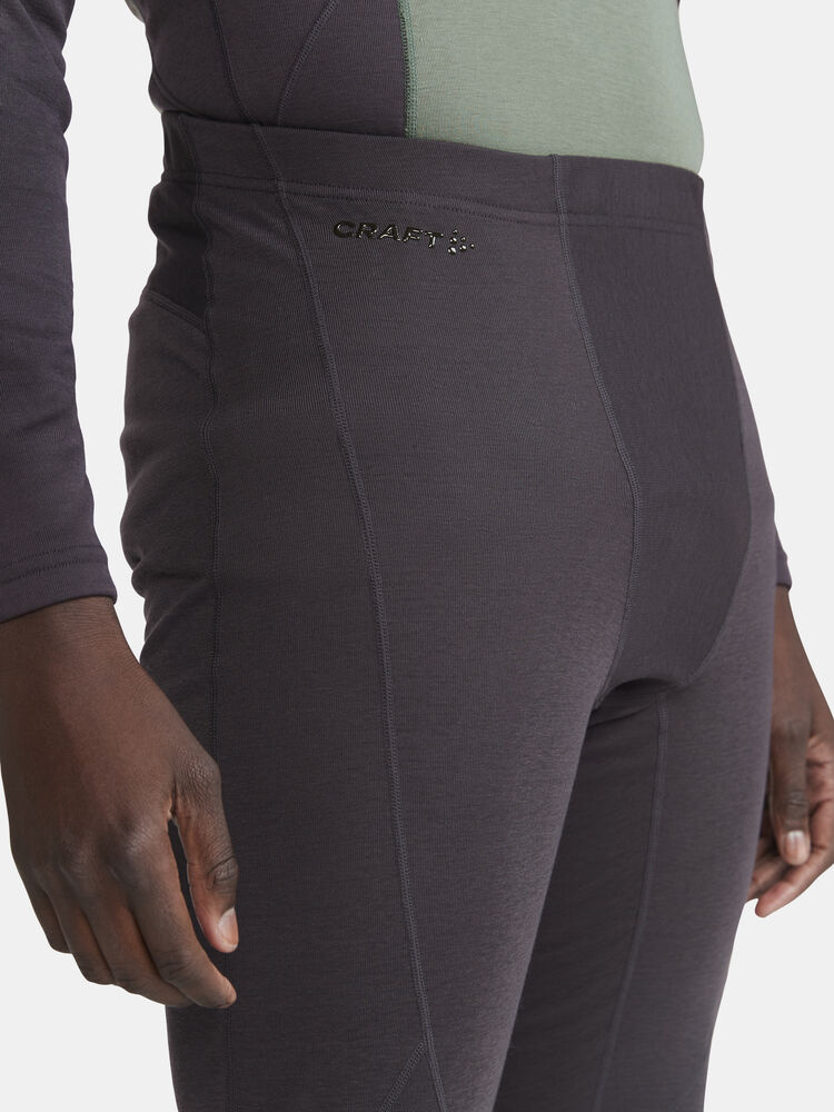 1909709-992626_CORE20Warm20Baselayer20Set20M_Closeup6