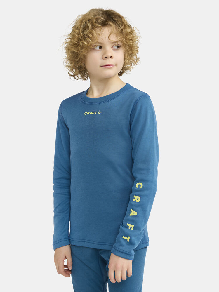 1909712-337000_CORE20Warm20Baselayer20Set20J_Closeup1