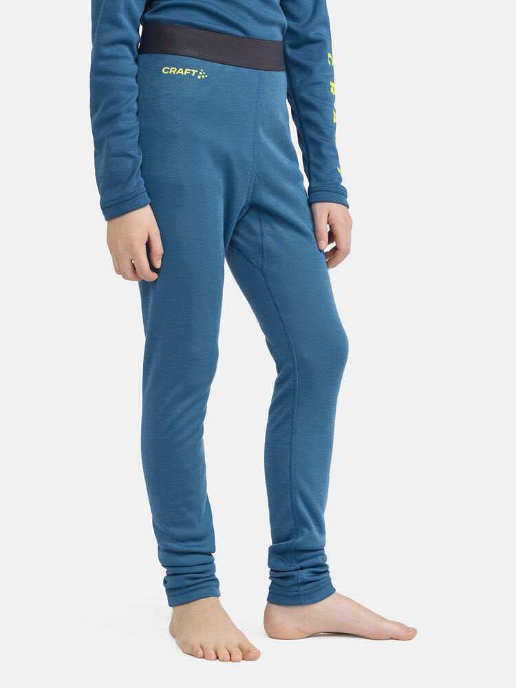 1909712-337000_CORE20Warm20Baselayer20Set20J_Closeup3