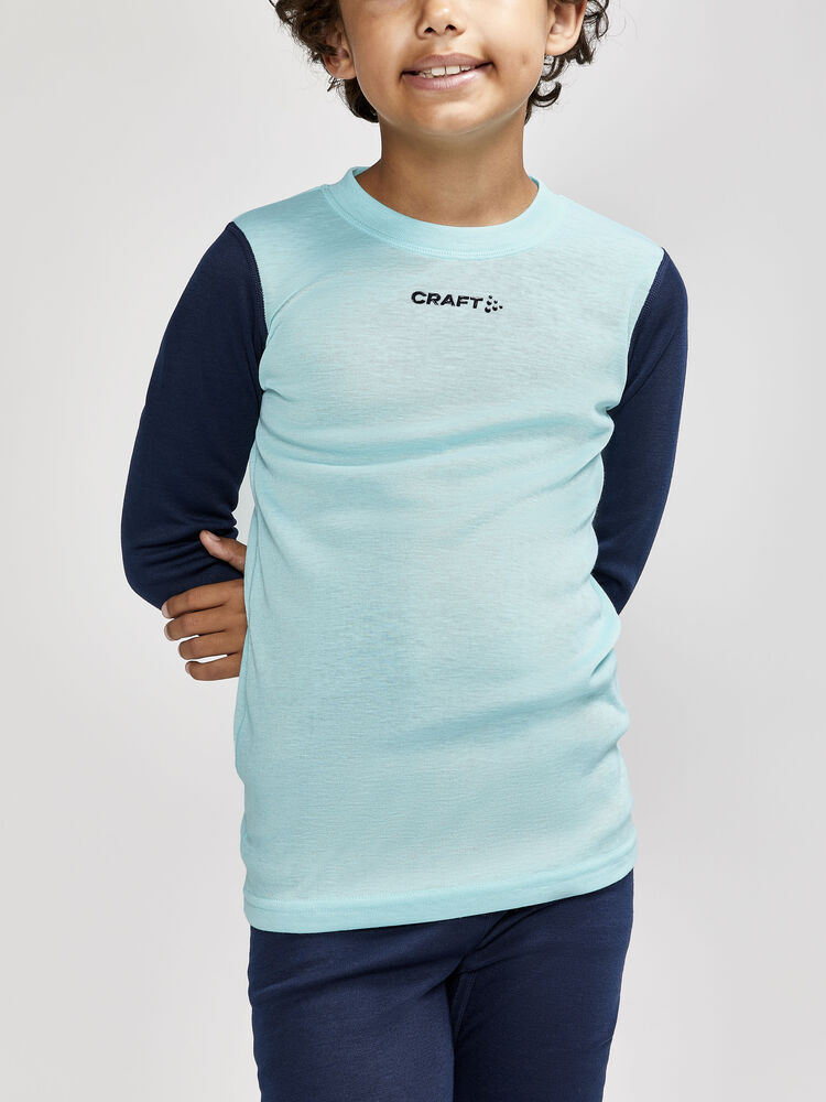 1909712-396319_CORE20Warm20Baselayer20Set20J_Closeup1
