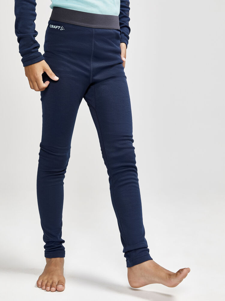 1909712-396319_CORE20Warm20Baselayer20Set20J_Closeup4