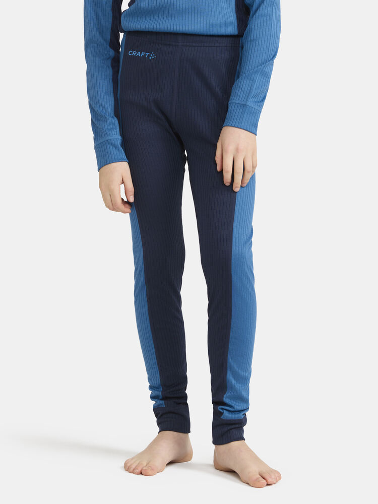 1909713-337396_CORE20Dry20Baselayer20Set20J_Closeup3