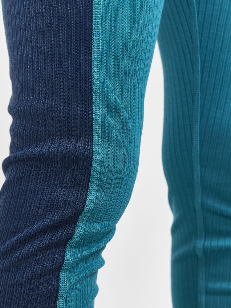 1909713-698625_CORE20Dry20Baselayer20Set20J_Closeup6