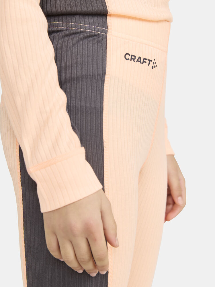 1909713-840985_CORE20Dry20Baselayer20Set20J_Closeup5