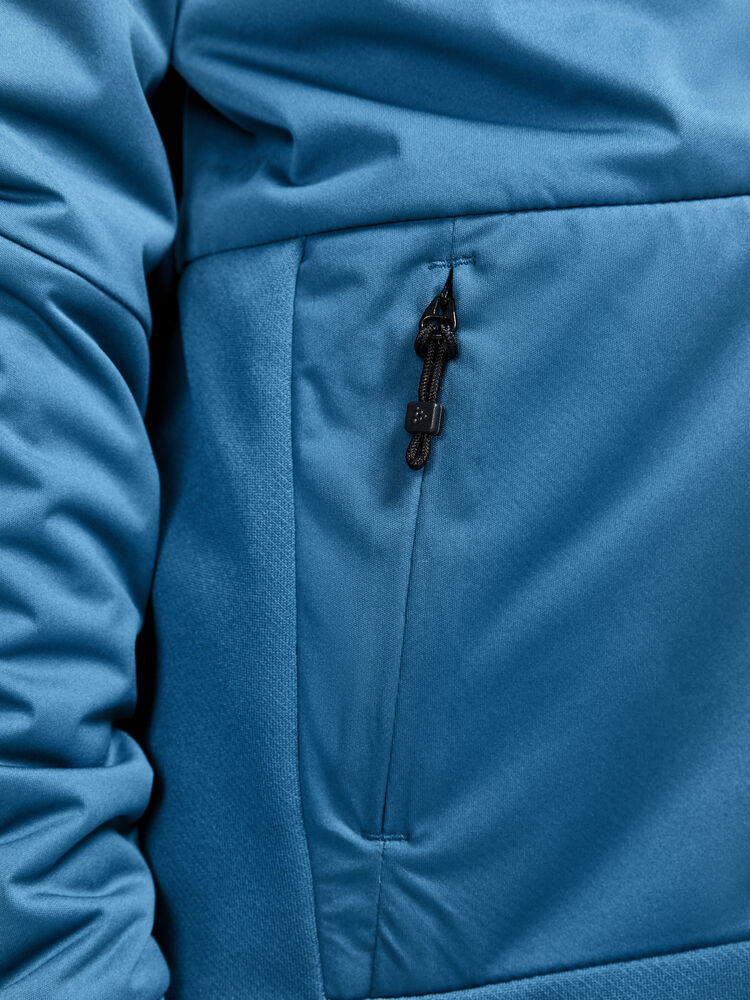 1909807-676000_CORE20Warm20XC20Jacket20Jr_Closeup3