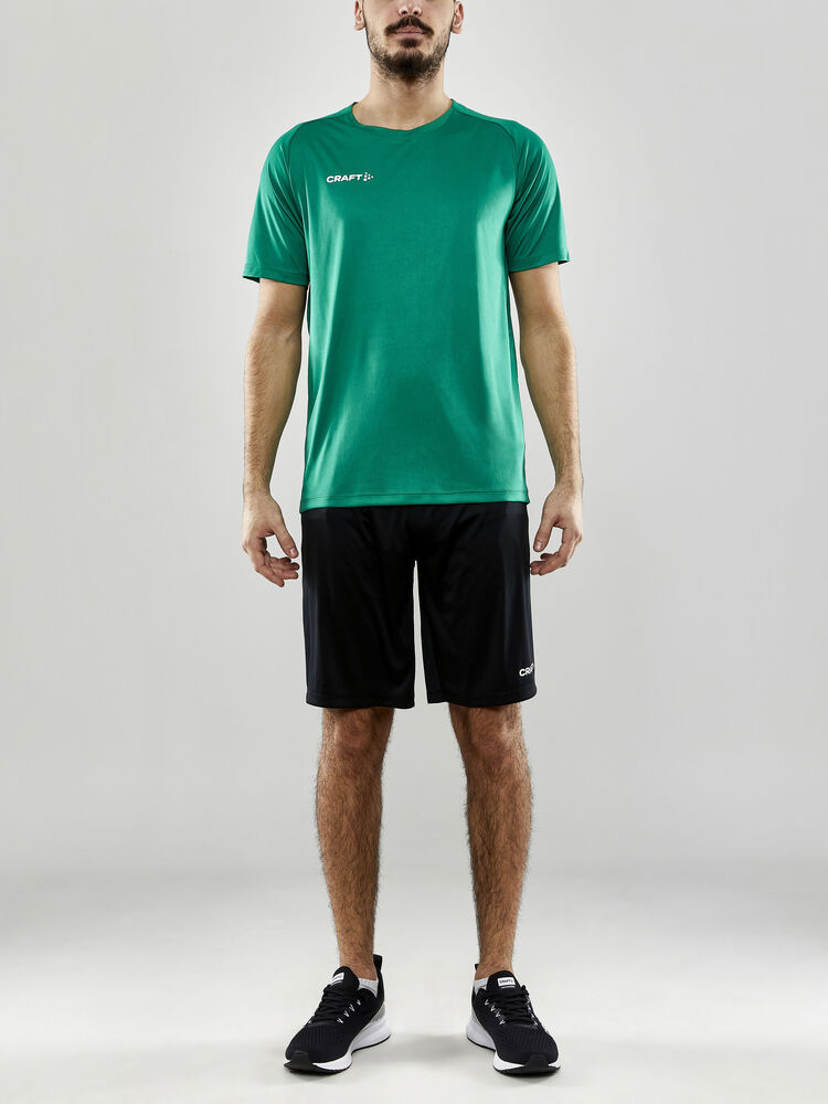 1910142-651000_Evolve20Tee20M_Closeup4