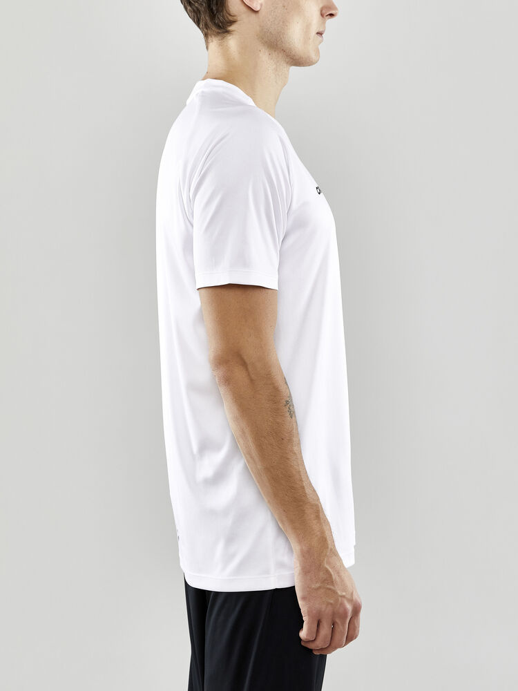 1910142-900000_Evolve20Tee20M_Closeup2