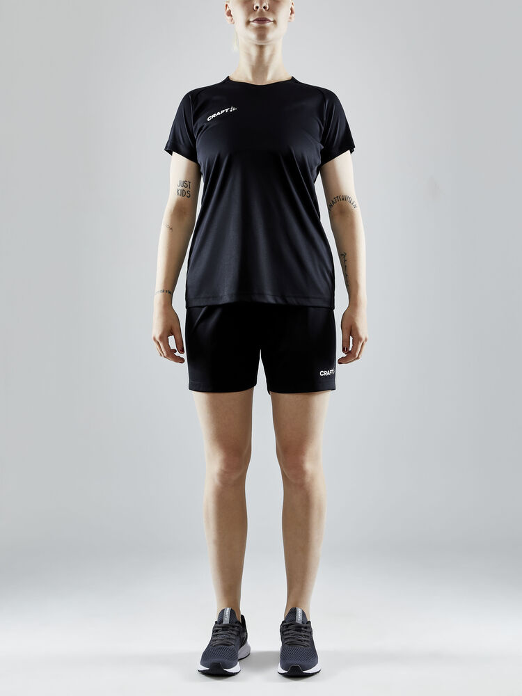 1910143-999000_Evolve20Tee20W_Closeup4