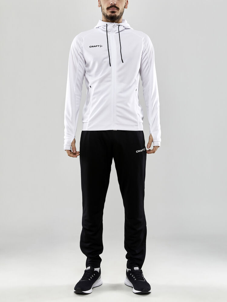 1910157-900000_Evolve20Hood20Jacket20M_Closeup4