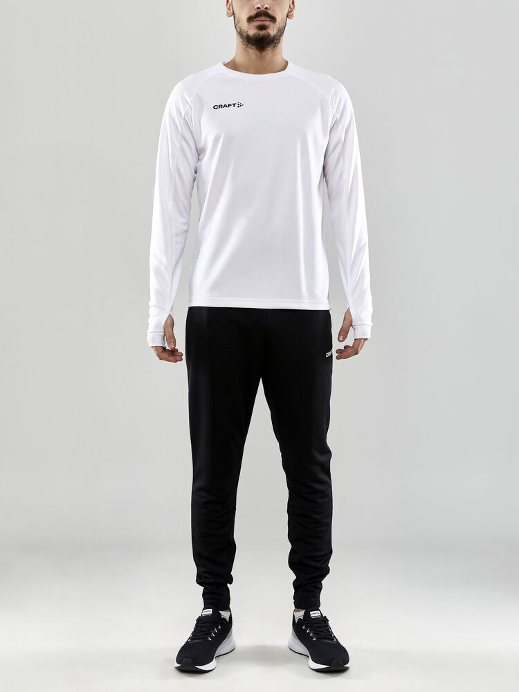 1910160-900000_Evolve20Crew20Neck20M_Closeup4