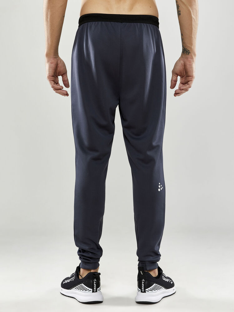 1910166-995000_Evolve20Slim20Pants20M_Closeup3