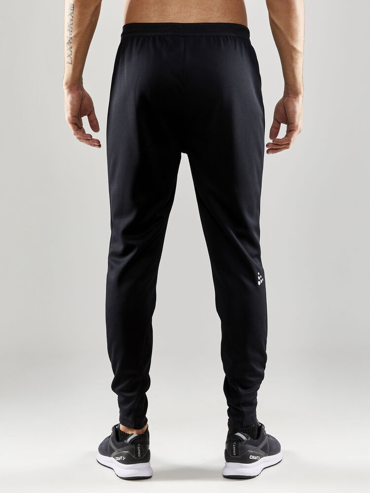1910166-999000_Evolve20Slim20Pants20M_Closeup3