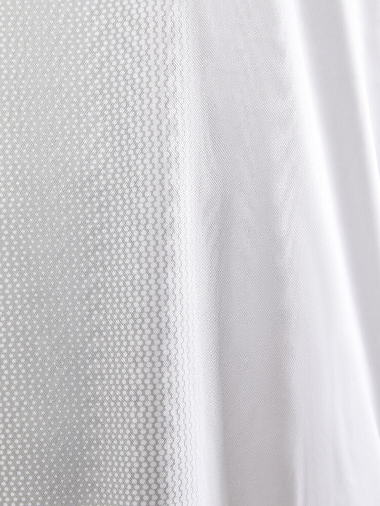 1910178-900346_Progress202.020Graphic20Jersey20M_Closeup5
