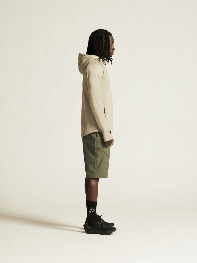 1910394-664000_ADV20Explore20Tech20Shorts20M_closeup2