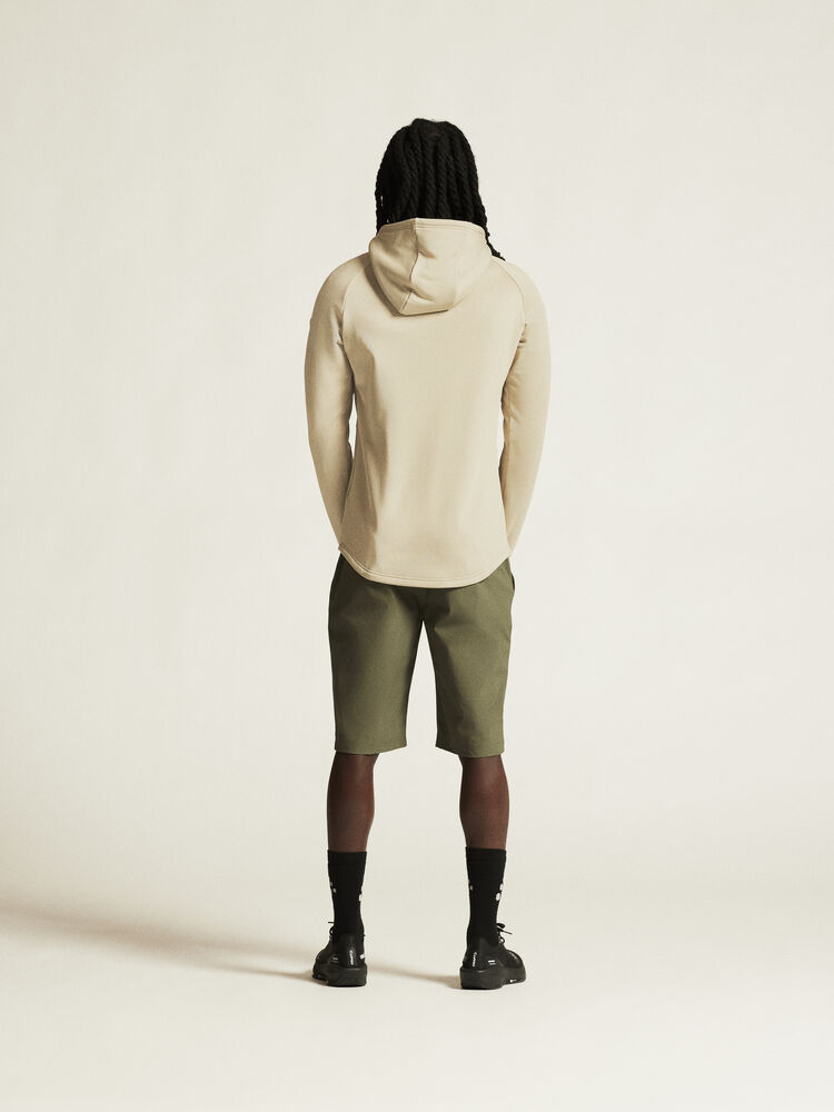 1910394-664000_ADV20Explore20Tech20Shorts20M_closeup3