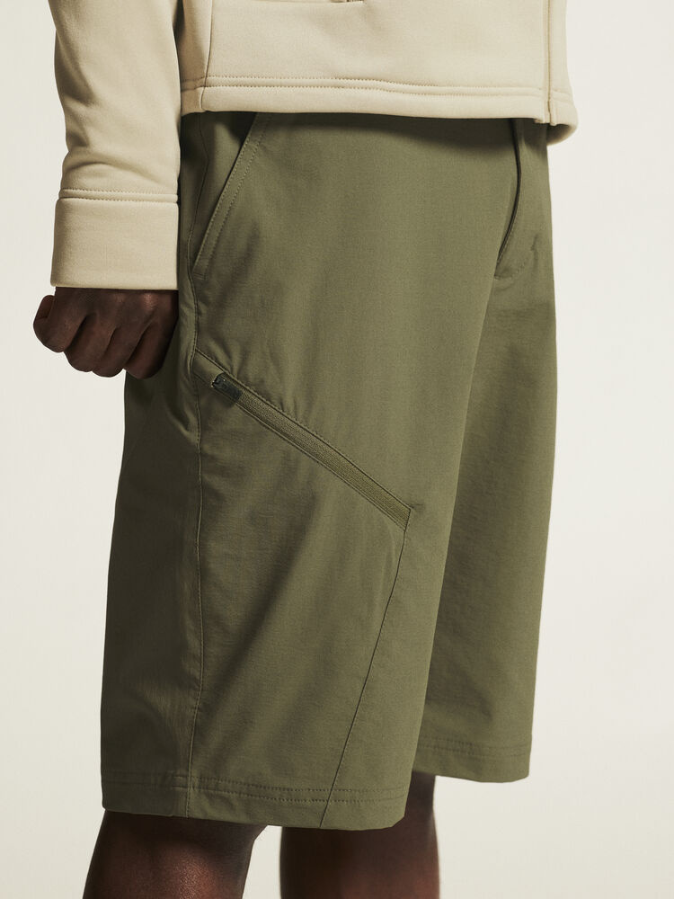 1910394-664000_ADV20Explore20Tech20Shorts20M_closeup5