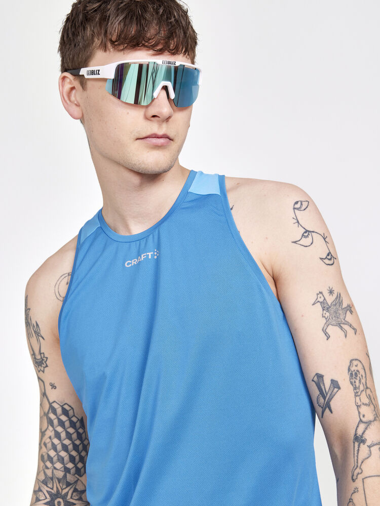 1910417-379307_PRO20Hypervent20Singlet20M_Closeup3