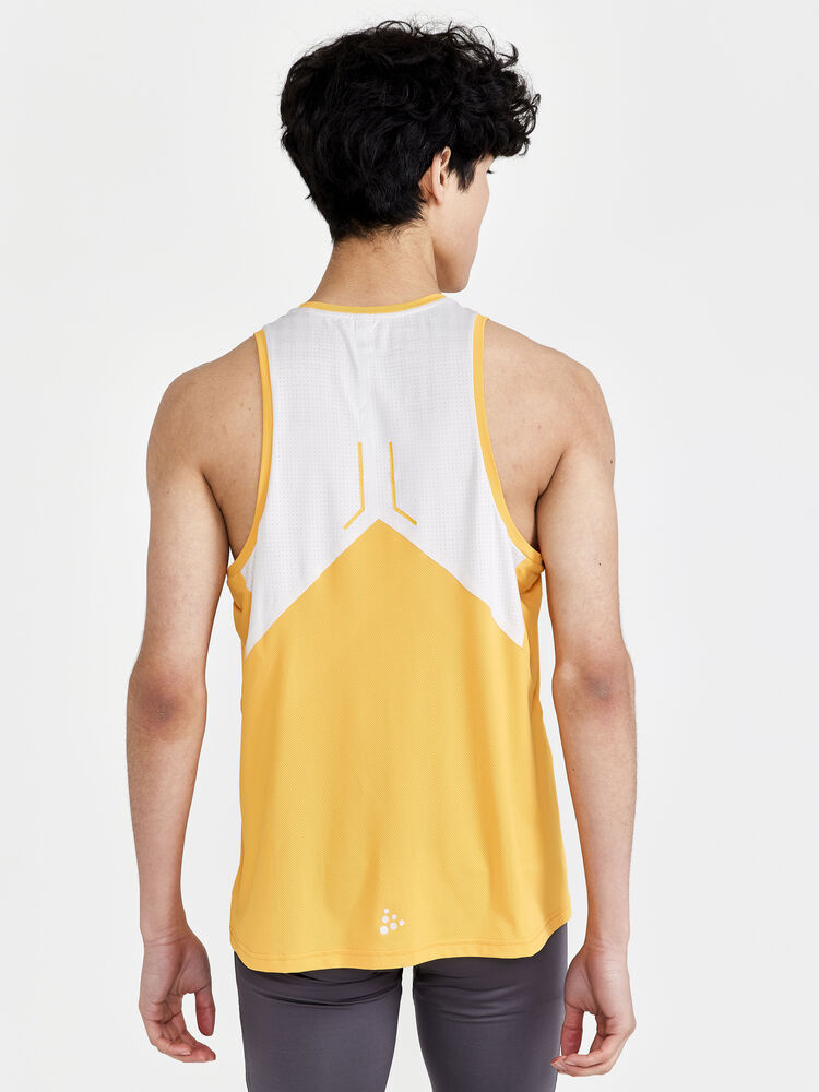 1910417-543914_PRO20Hypervent20Singlet20M_Closeup2