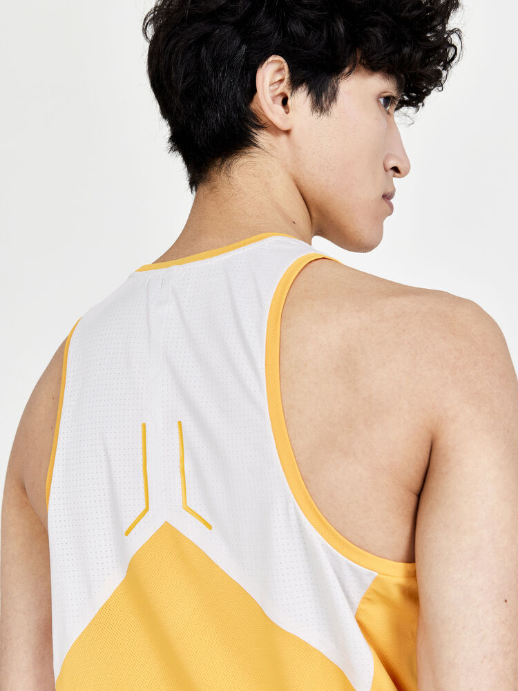1910417-543914_PRO20Hypervent20Singlet20M_Closeup4