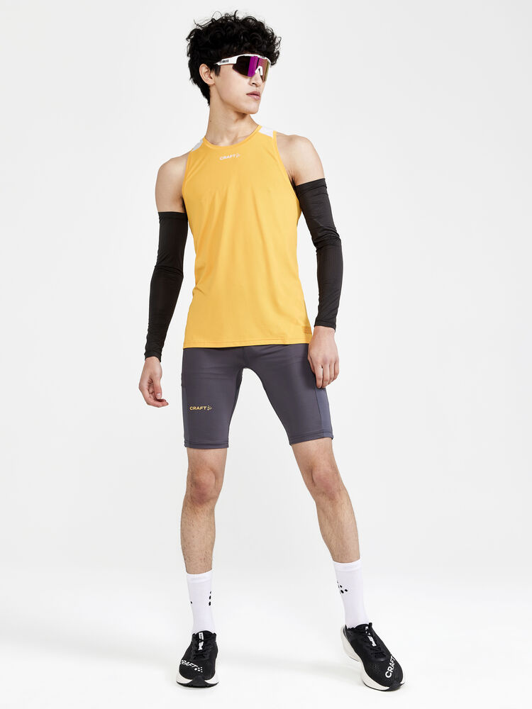 1910417-543914_PRO20Hypervent20Singlet20M_Closeup6