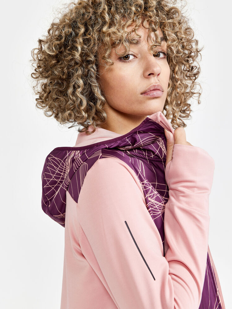 1910512-721435_ADV20Charge20Jersey20Hood20Jacket20W_Closeup3