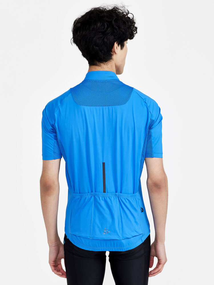 1910520-340000_Adv20Endur20Jersey20M_Closeup2