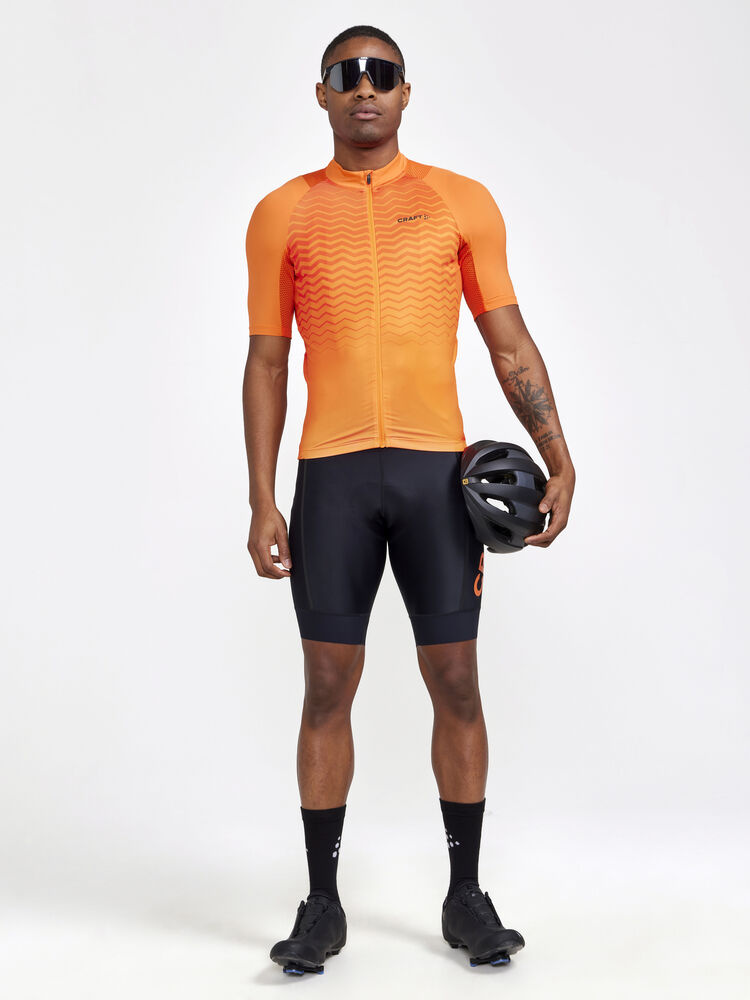 1910520-550000_Adv20Endur20Jersey20M_Closeup5