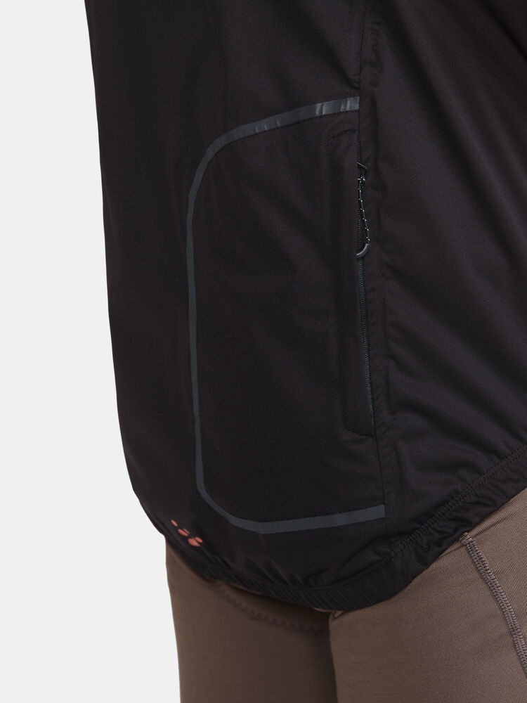 1910525-521999_Adv20Endur20Hydro20Jacket20M_Closeup5