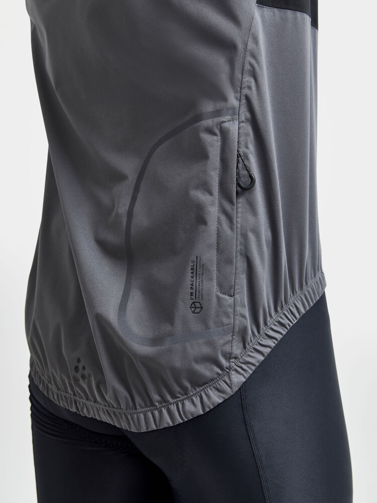 1910525-999985_Adv20Endur20Hydro20Jkt20M_Closeup4