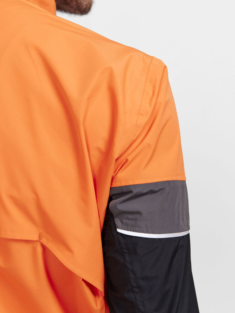 1910531-550999_Core20Endur20Hydro20Jacket20M_Closeup3