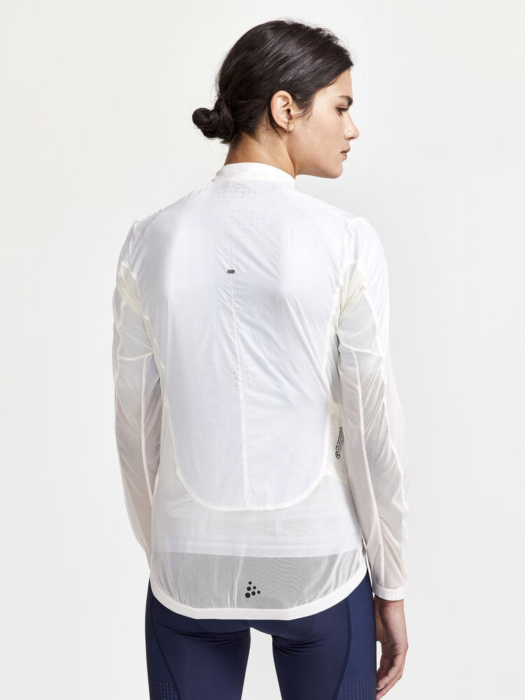 1910547-904000_Pro20Nano20Wind20Jacket20W_Closeup2