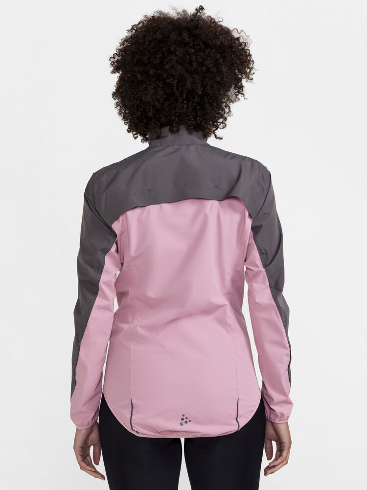 1910566-985743_Core20Endur20Hydro20Jacket20W_Closeup2