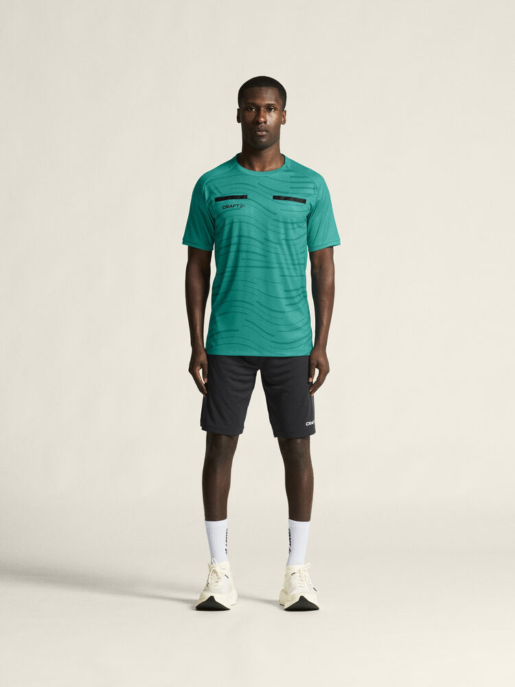 1910953-659000_Evolve20Referee20Jersey20M_closeup1