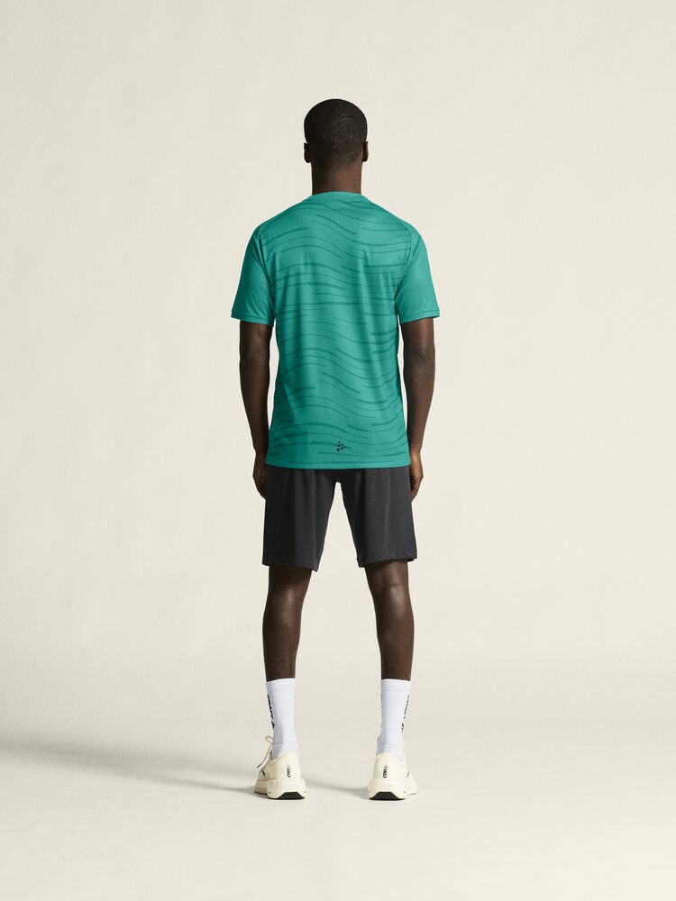 1910953-659000_Evolve20Referee20Jersey20M_closeup3