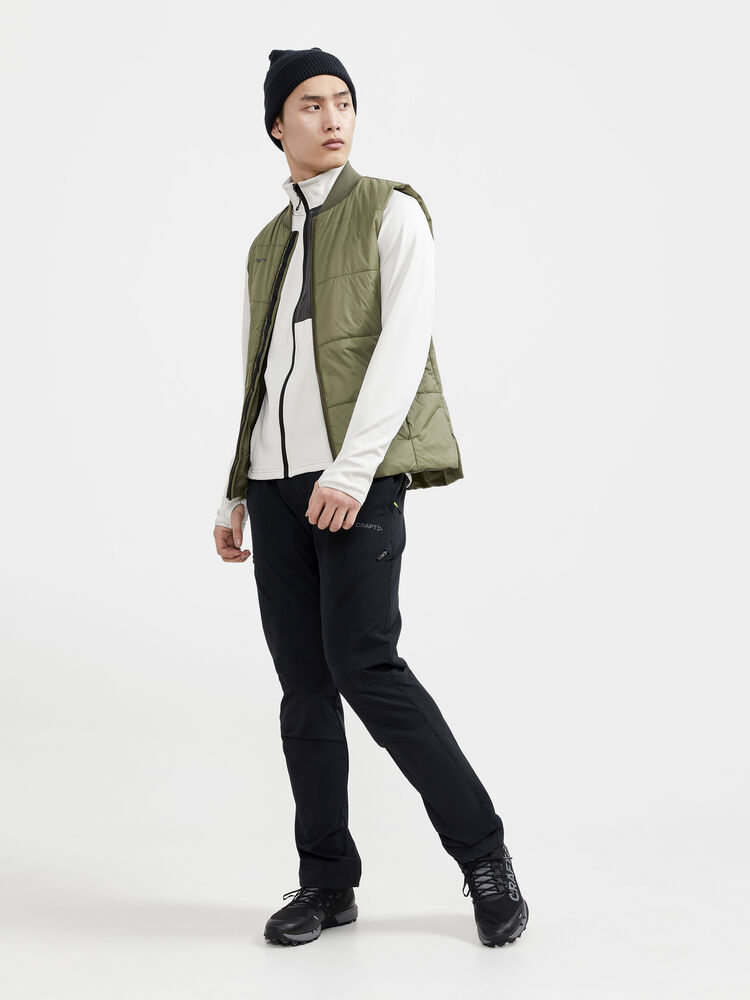 1910986-664000_CORE20Light20Padded20Vest20M_Closeup5