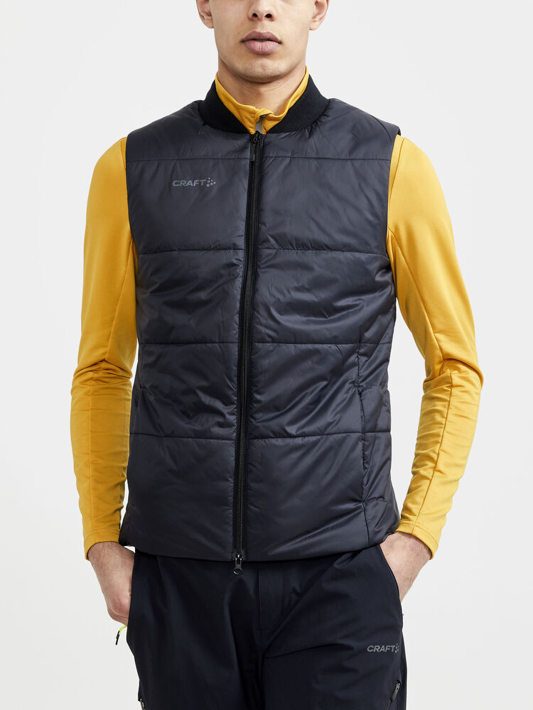 1910986-999000_CORE20Light20Padded20Vest20M_Closeup1