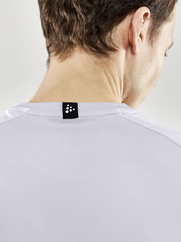 1911100-900000_Progress20Indoor20Jersey20M_Closeup5