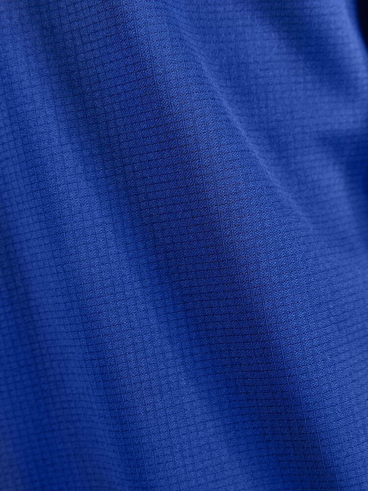 1911104-346000_Progress20Basket20Singlet20W_Closeup4