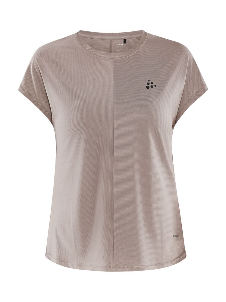 1911242-230000_Core20Essence20SS20Tee20W_Front