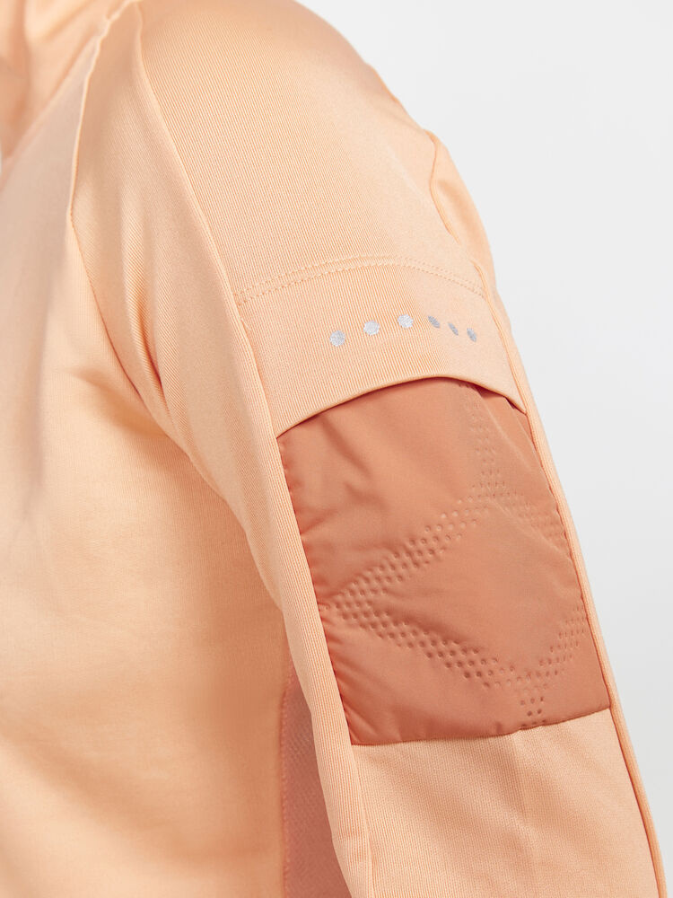 1911315-716000_ADV20SubZ20LS20W_Closeup3